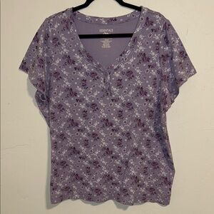 Essentials by Maggie 18/20 W Low V-Neck Heart Embellished Buttons Print Tunic